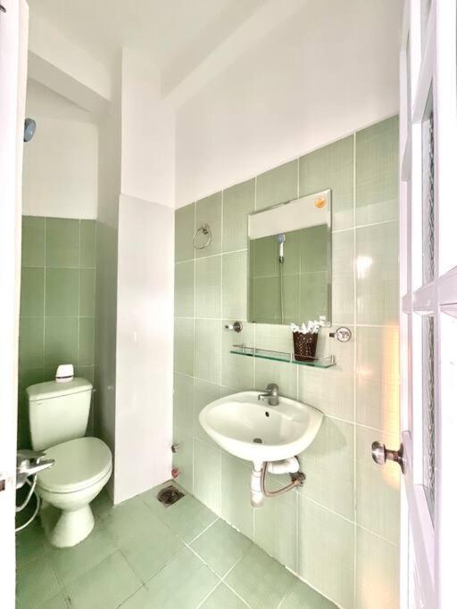 فونج تاو Hoang Cam Hotel المظهر الخارجي الصورة